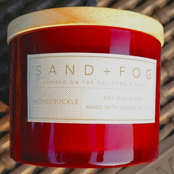 NEW Sand & Fog 'Be Your Own Kind of Beautiful' Honeysuckle Soy Candle - Picture 12 of 16
